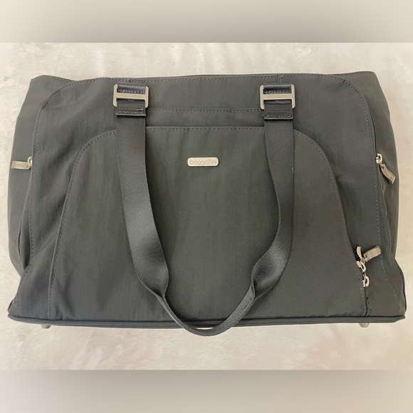 Baggallini 18” Dark Grey/Pink Interior Travel Tote Bag - Picture 13 of 13